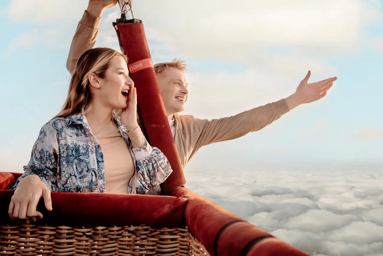 Hot Air Balloon - Image 7